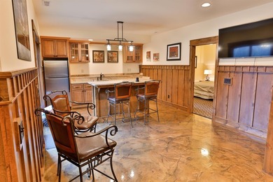Welcome to 124 Blackhawk Trace a custom-built contractor owned - photo 18