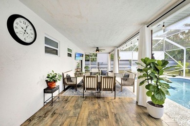 Charming 3 bedroom, 3 bathroom house has amazing covered and - photo 22