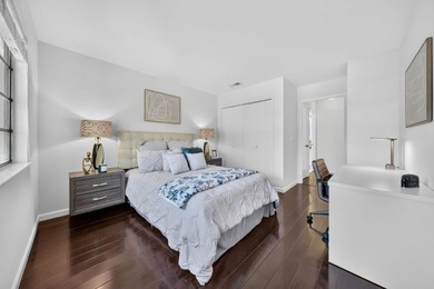 Welcome to 5001 Cribari Vale, a desirable single-level residence - photo 25