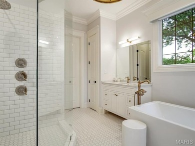 Step into refined elegance and resort-style living in this - photo 26