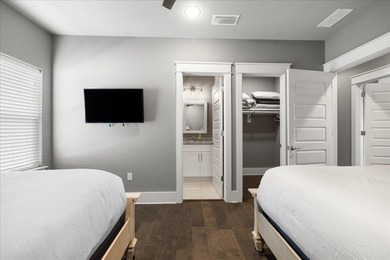 150K+ IN RENTAL! WOW! Built with both guests and owners in mind - photo 27