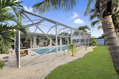 Charming 3 bedroom, 3 bathroom house has amazing covered and - photo 27