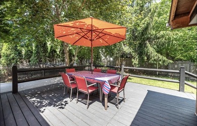 Welcome to Lake Life Living! This stunning split-level home in - photo 28