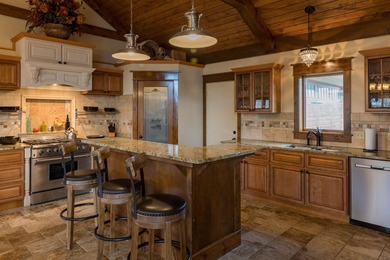 Welcome to 124 Blackhawk Trace a custom-built contractor owned - photo 38