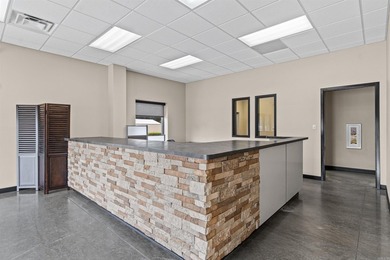 Premium commercial land and building with outstanding traffic - photo 9