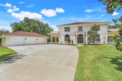Lake Home For Sale in Kissimmee, Florida