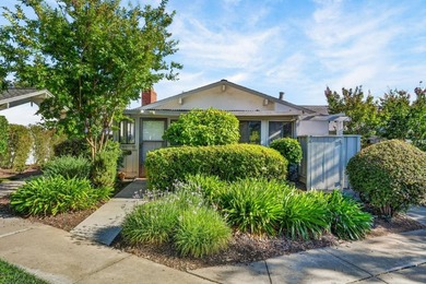 Welcome to 5001 Cribari Vale, a desirable single-level residence - photo 41