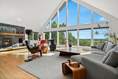 Perched high atop a ridge with breathtaking views that stretch - photo 2