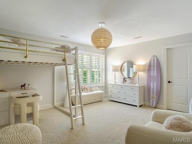 Step into refined elegance and resort-style living in this - photo 44