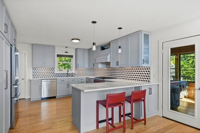 Perched high atop a ridge with breathtaking views that stretch - photo 9
