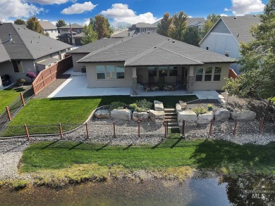 (private lake, pond, creek) Home For Sale in Star Idaho