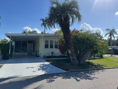 Exquisite Coastal Luxury in Colony Cove - A Truly One-of-a-Kind - photo 2