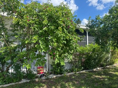 Exquisite Coastal Luxury in Colony Cove - A Truly One-of-a-Kind - photo 8