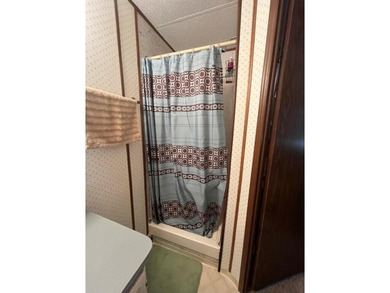 Affordable and move-in ready, this well-maintained 2-bedroom, 1 - photo 9