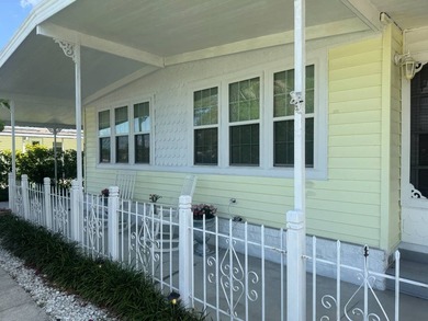 Exquisite Coastal Luxury in Colony Cove - A Truly One-of-a-Kind - photo 9