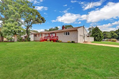 3 Bedroom Ranch In Desirable North Babylon Area! Offering: - photo 1
