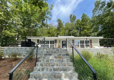 Lewis Smith Lake Home For Sale in Crane Hill Alabama