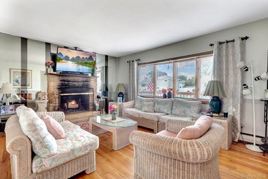 3 Bedroom Ranch In Desirable North Babylon Area! Offering: - photo 7