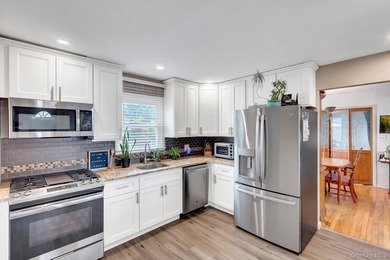 3 Bedroom Ranch In Desirable North Babylon Area! Offering: - photo 9
