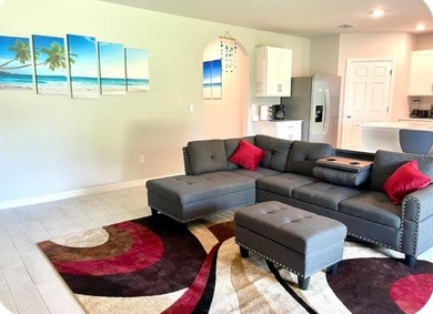 Welcome to this Stunning NEWLY Built 4 Bedroom, 3 Bathroom home - photo 7