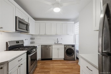 This Newly renovated 2 bedroom, 1 bathroom Co-op Garden - photo 8