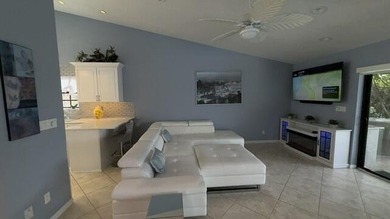 Fantastic completely renovated cul d sac home in DeerCreek Golf - photo 11