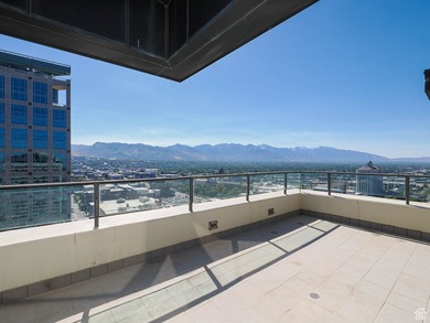 **PENTHOUSE** A very rare opportunity to buy one of a few - photo 13