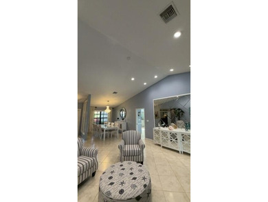Fantastic completely renovated cul d sac home in DeerCreek Golf - photo 19