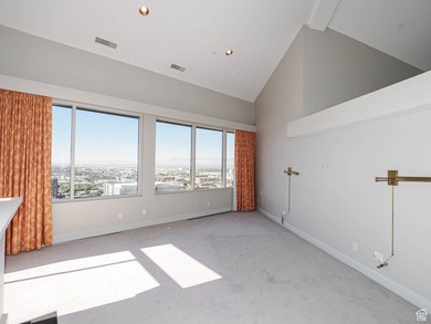 **PENTHOUSE** A very rare opportunity to buy one of a few - photo 20