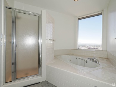 **PENTHOUSE** A very rare opportunity to buy one of a few - photo 21