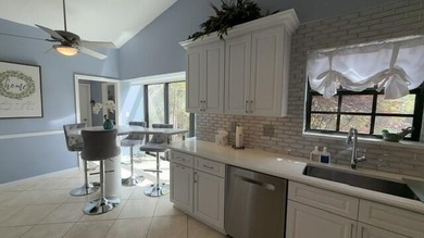 Fantastic completely renovated cul d sac home in DeerCreek Golf - photo 29