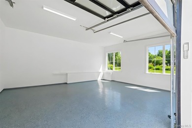 Welcome to your brand-new Hamptons oasis, just completed and - photo 31