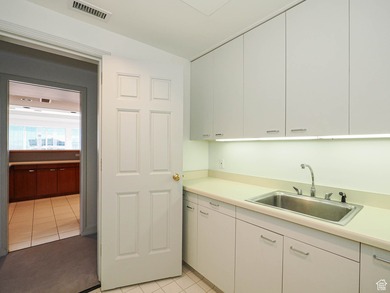 **PENTHOUSE** A very rare opportunity to buy one of a few - photo 40