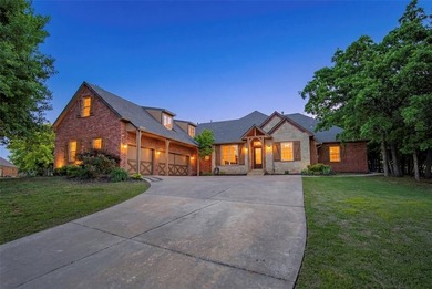 Dream big in EAST EDMOND with this stunning, one-of-a-kind home - photo 1