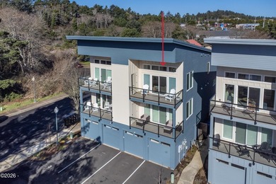Experience the lifestyle of this trendy, vibrant beach community - photo 5