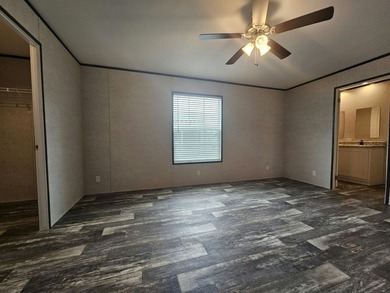An exciting neighborhood in a growing area, Eagle Estates is a - photo 8