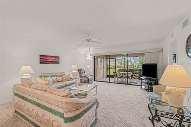 This stunning condo in the highly desirable waterfront community - photo 7