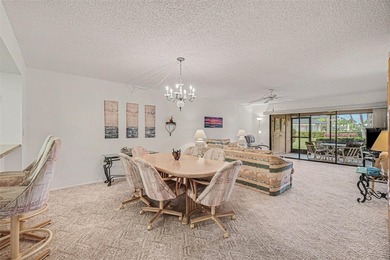This stunning condo in the highly desirable waterfront community - photo 8
