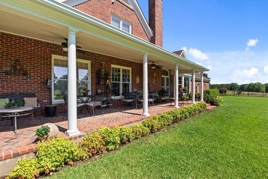 Nestled on one of the highest hilltops in Paris, Texas, this - photo 10