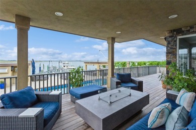 Spectacular Waterfront Luxury Estate in Lido Beach Nestled in - photo 7