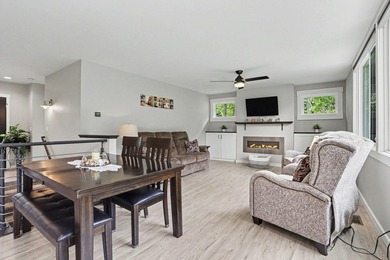 Absolutely pristine contemporary ranch in Belle Brook - photo 8