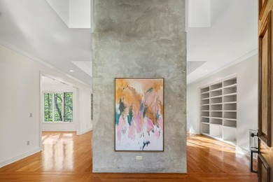 Designed and built by renowned Columbus builder Hal Averett - photo 4