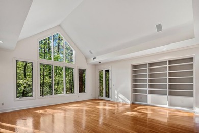 Designed and built by renowned Columbus builder Hal Averett - photo 7