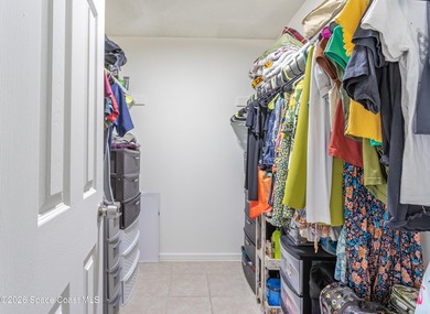 Welcome to this beautifully maintained 3-bedroom, 2 bathroom - photo 12