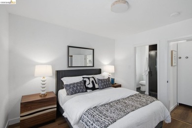 Beautifully Reimagined Sanctuary nestled in Poets Corner - photo 15