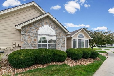 Completely remodeled maintenance-provided condo thoughtfully - photo 4