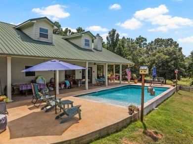 (private lake, pond, creek) Home For Sale in Daingerfield Texas