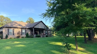 This six year old home is ready for its new owners. A Beautiful - photo 10