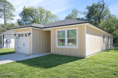 Welcome to this beautifully designed 3-bedroom, 2-bath home - photo 3