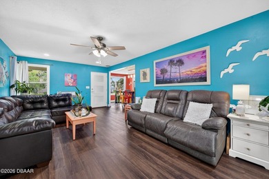 Do not miss your opportunity to own this 4 bedroom 3 bath pool - photo 9